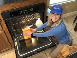 how to clean oven with vinegar