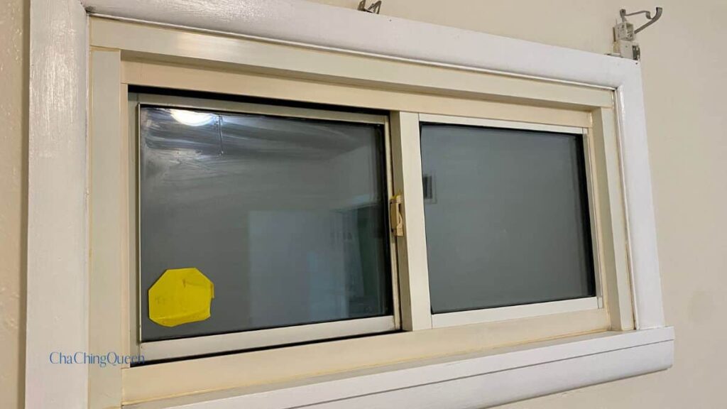 Best Way To Clean Vinyl Windows: Clean Vinyl Window